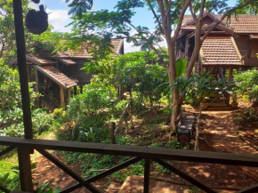 Nature House Eco-Lodge & jungle trek